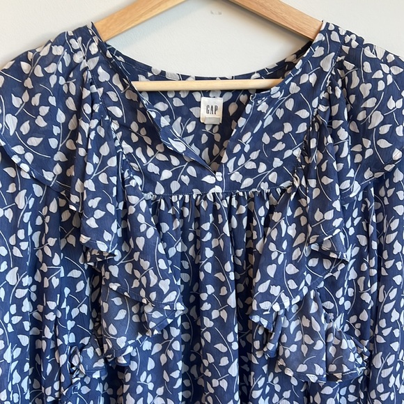 Gap Blouse size small - Picture 3 of 5